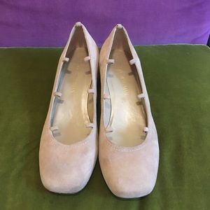 Stuart Weitzman tan suede chunky heel